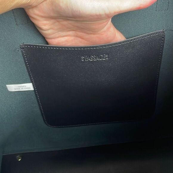 Passage Black PU Tote Bag NEW - Picture 10 of 11